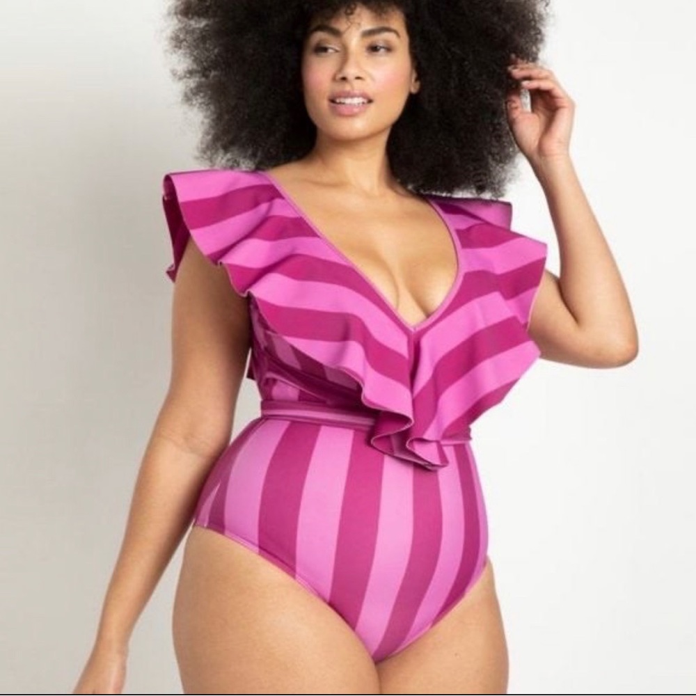 Eloquii size 2xl 18-20 swimsuit